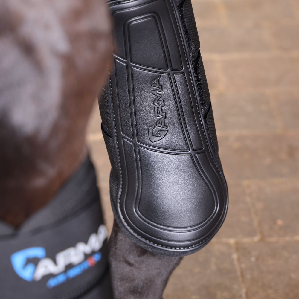 ARMA Air Motion Benskydd, Black